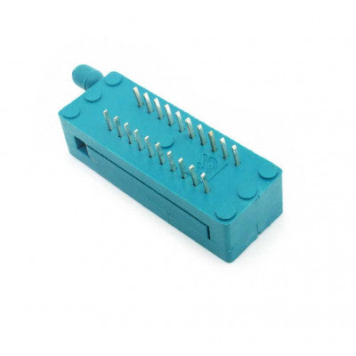 An 20 Pin ZIF Base (socket)