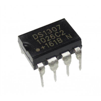 An DS1307 IC - Real Time Clock (RTC) IC