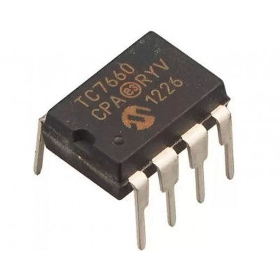 An TC7660 IC - Charge Pump DC to DC Voltage Converter IC
