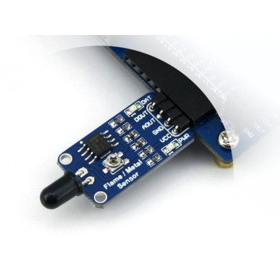An Waveshare Flame Sensor