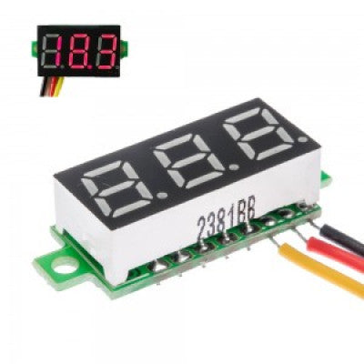 An 0.72 cm (0.28 inch) 0-100V Three Wire DC Voltmeter Red