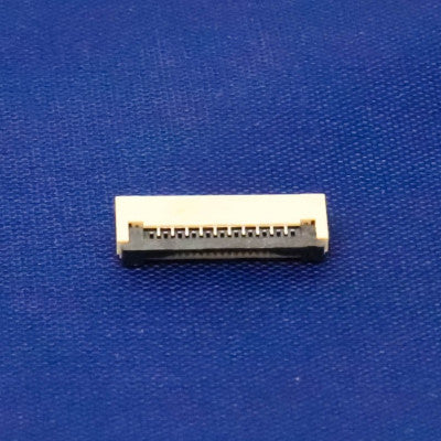 An 1mm Pitch 10 Pin FPCFFC SMT Flip Connector