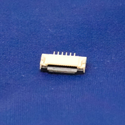 An 1mm Pitch 6 Pin FPCFFC SMT Flip Connector