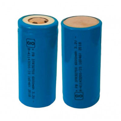 An 3.2V 6000mAh IFR32700 (LiFePO4) Lithium Iron Phosphet Battery