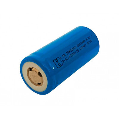 An 3.2V 6000mAh IFR32700 (LiFePO4) Lithium Iron Phosphet Battery