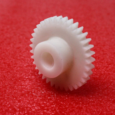 An 35 Teeth Plastic Spur Gear (1M-35T-8-35)
