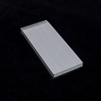 An Aluminium Heat sink for High Power LED Amplifier (100 x 40 x 8 mm)