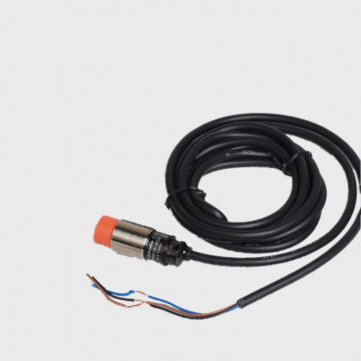 An Autonics PR18-8DP DC 10-30V 8mm M18 Inductive Proximity Sensor PNP-NO (Unshielded)