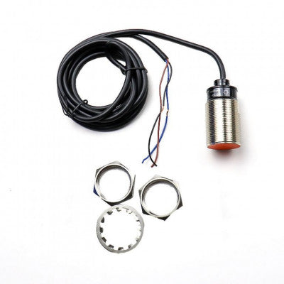 An Autonics PR30-10DP DC 10-30V 10mm M30 Inductive Proximity Sensor PNP-NO (Shielded)