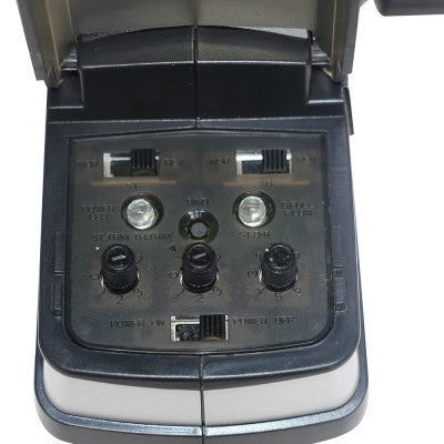 An Flysky FS-GT2 Transmitter with FS-GR3E Receiver for Rc Car/Boat