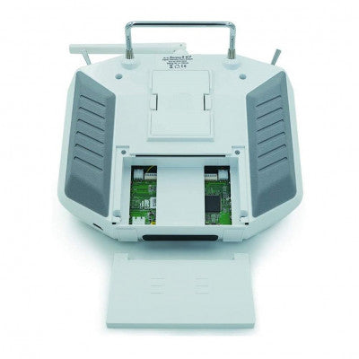 An FrSky 2.4GHz Taranis Q X7 Access Transmitter (White)