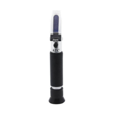 An Handheld Refractometer 0-100% Salinity Meter