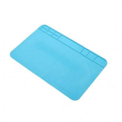 An Heat Insulation Silicone Working Mat 30*20cm