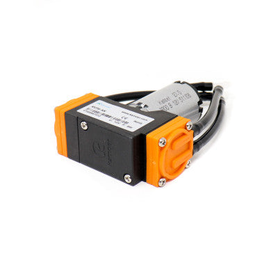 An Kamoer 12V 1.2A 480LH parallel connection Mini Vacuum Pump