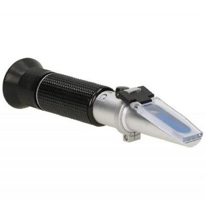 An Portable Handheld 0-32% Sugar Meter Beer Refractometer with Plastic Box