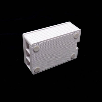 An Raspberry Pi 4B White Injection Molding Premium Case Supporting 3007 Fans