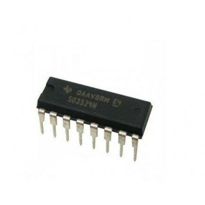 An SG3524 Regulating Pulse Width Modulator IC DIP-16 Package