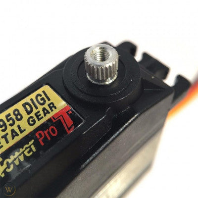An Tower Pro MG958 Digital High Torque Metal Gear Servo Motor
