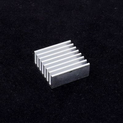 An Universal Heat Sink (25 x 25 x 10 mm)