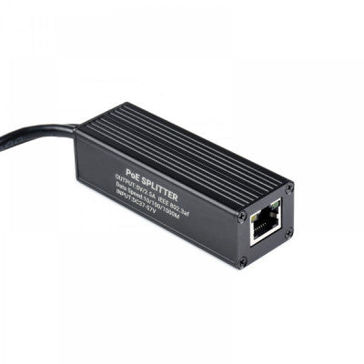 An Waveshare Industrial Gigabit PoE Splitter, Metal Case protection, 5V 2.5A Type-C Out