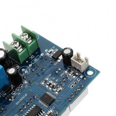 An XH-W1401 12V DC Digital Thermostat Temperature Controller With NTC Sensor & LED Display